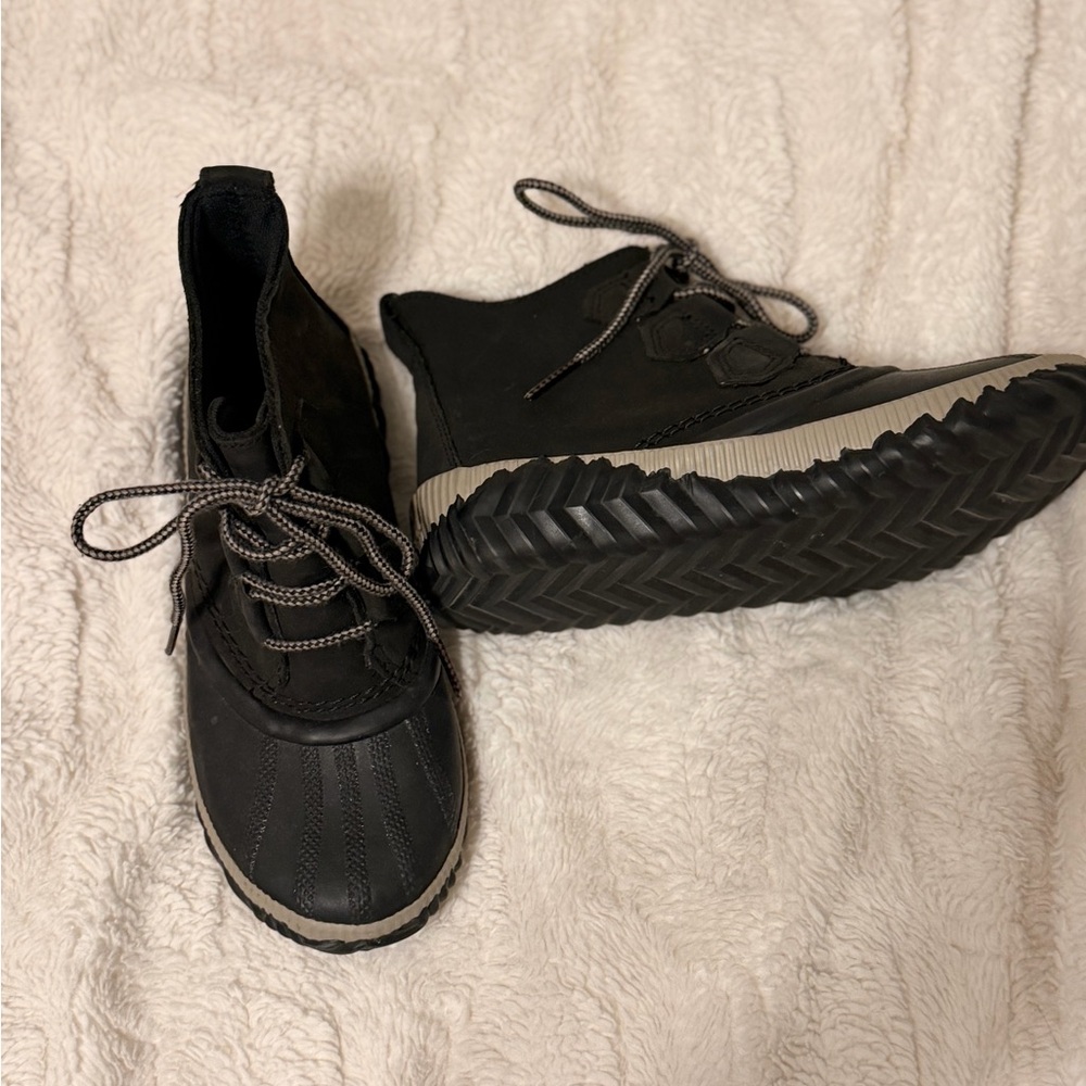 Sorel Black and Gray Outdoor Boots